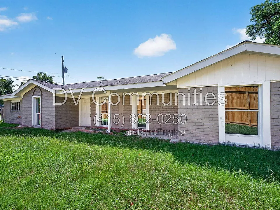 8127 Richland Dr