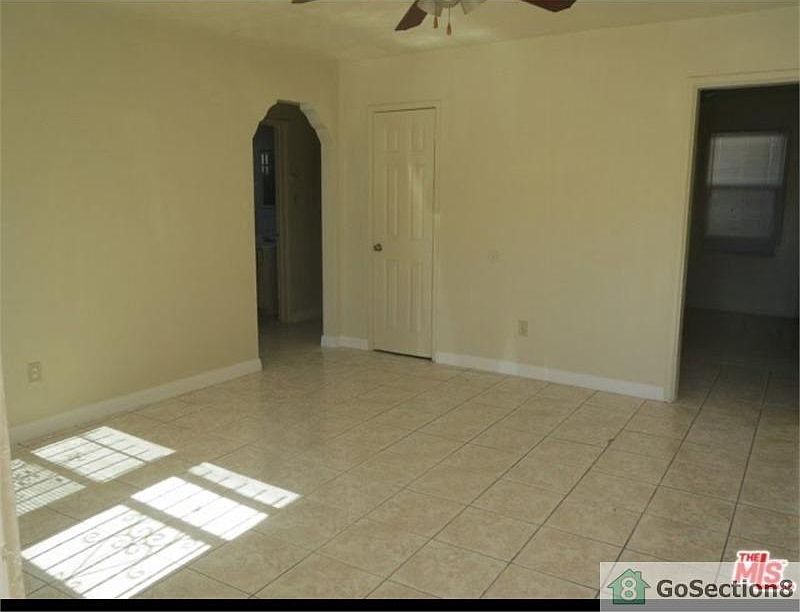 2nd image of 11866 S Broadway