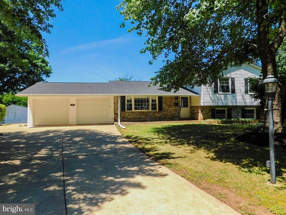 1st image of 7518 Todd Pl