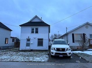 18 Forks Rd E, Welland, ON L3B5K1