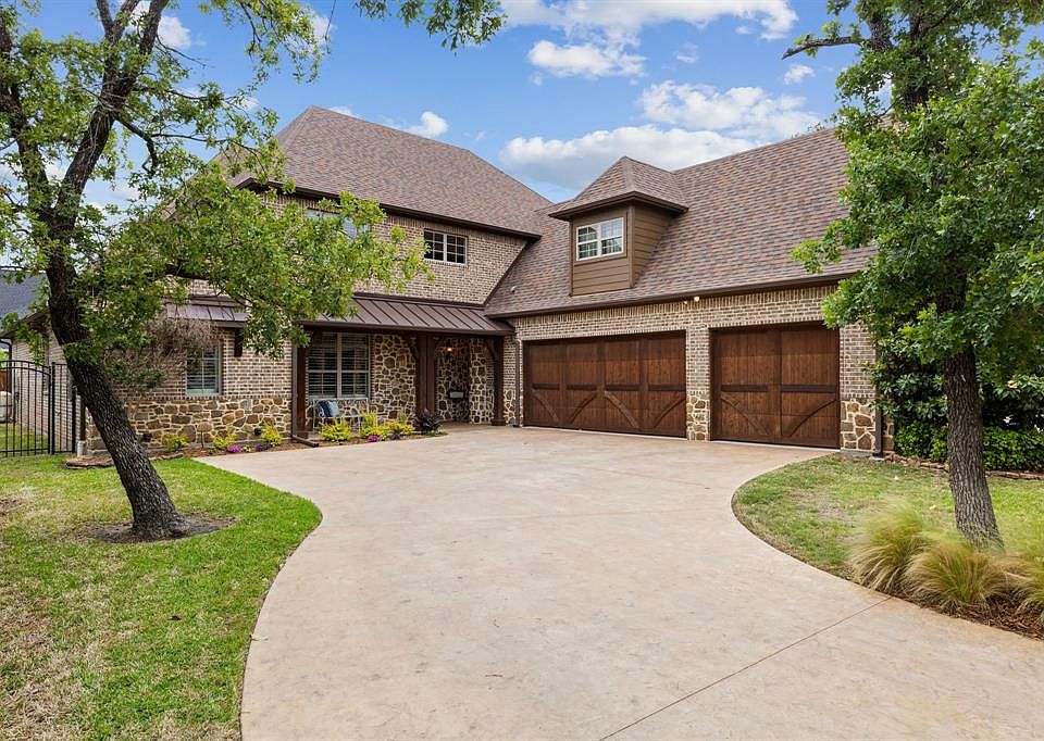 1st image of 325 Boonesville Bnd