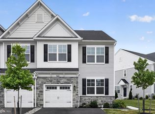 160 Charles Ln, Harleysville, PA 19438