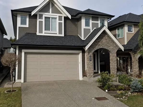 8467 206th St, Langley, BC V2Y 0P7