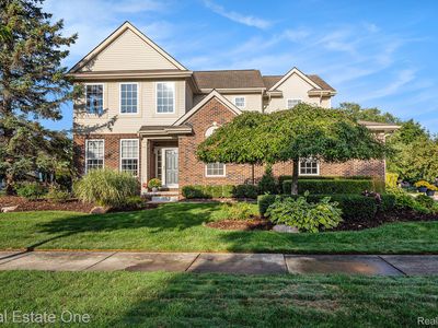 1771 Four Seasons Dr, Howell, MI, 48843