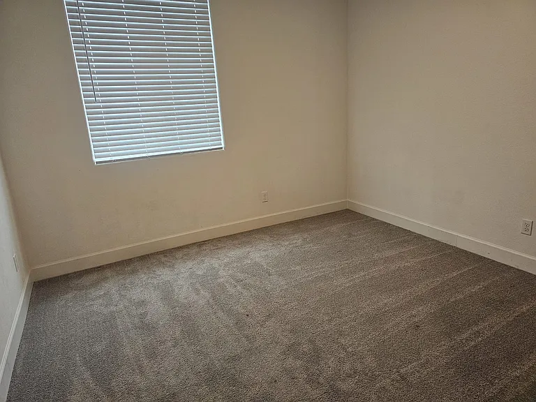 8176 Oxbow Landing Loop — Photo 31