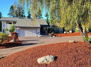 132 Hurricane Ridge Dr, Sequim, WA 98382