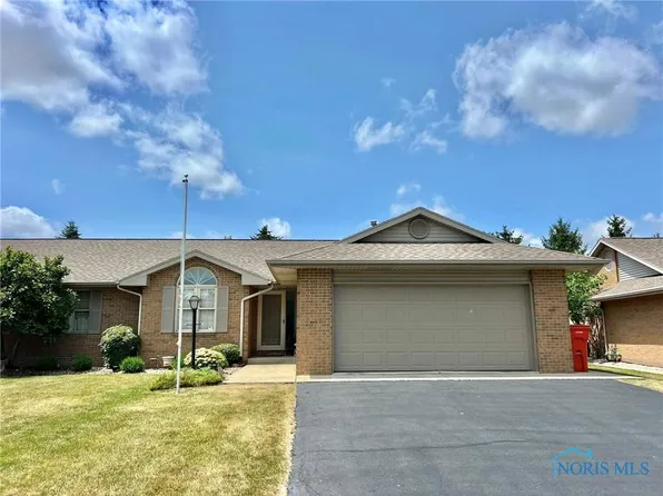 2110 Stonecliff Dr, Findlay, OH 45840