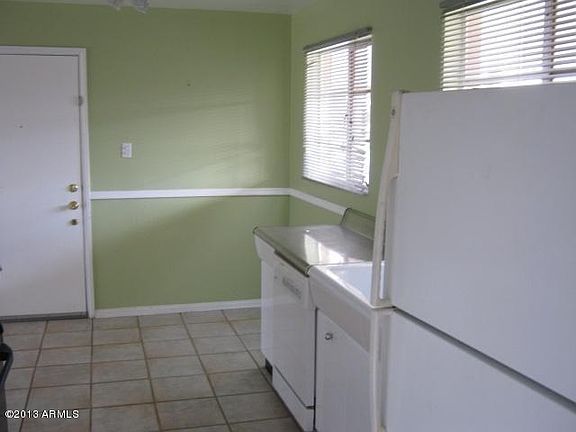 4th image of 4648 E Palm Ln