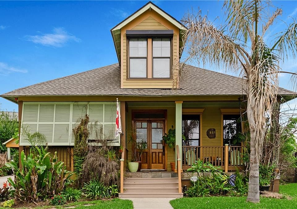 1st image of 266 Abalon Ct
