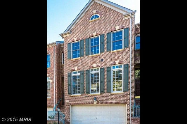 1st image of 9923 Trosby Ct