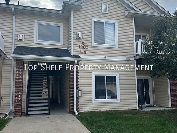 2nd image of 1207 NE 5th Ln Unit 4