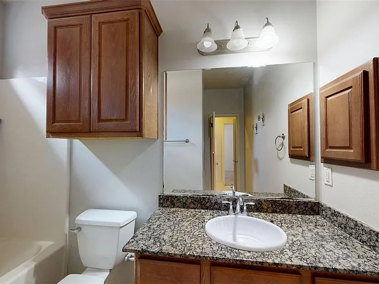 332 Forest Dr — Photo 21