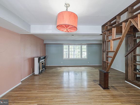 5th image of 6623 Burlington Pl Suite 6623