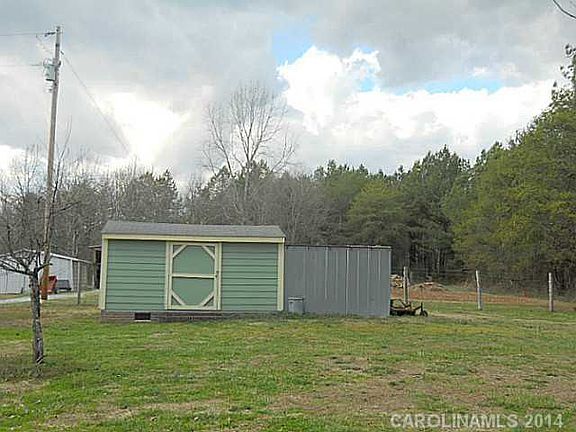 3rd image of 410 Casar Belwood Rd