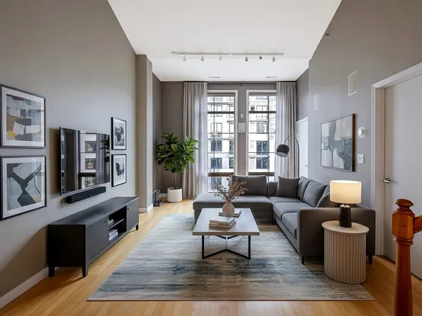 26 Avenue At Port Imperial image 1 of 26