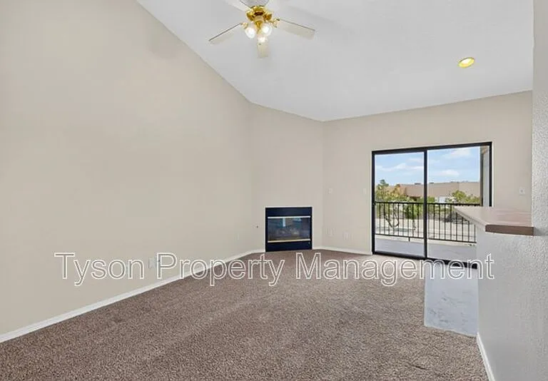 4209 Ridgeway Ct SE #D — Photo 4