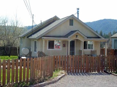 710 Spring St, Mount Shasta, CA, 96067