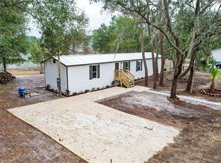 9585 Round Lake Dr, Weeki Wachee, FL 34613