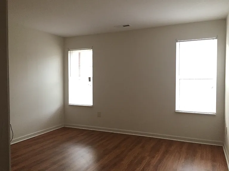 92 Beale Rd #6 — Photo 5