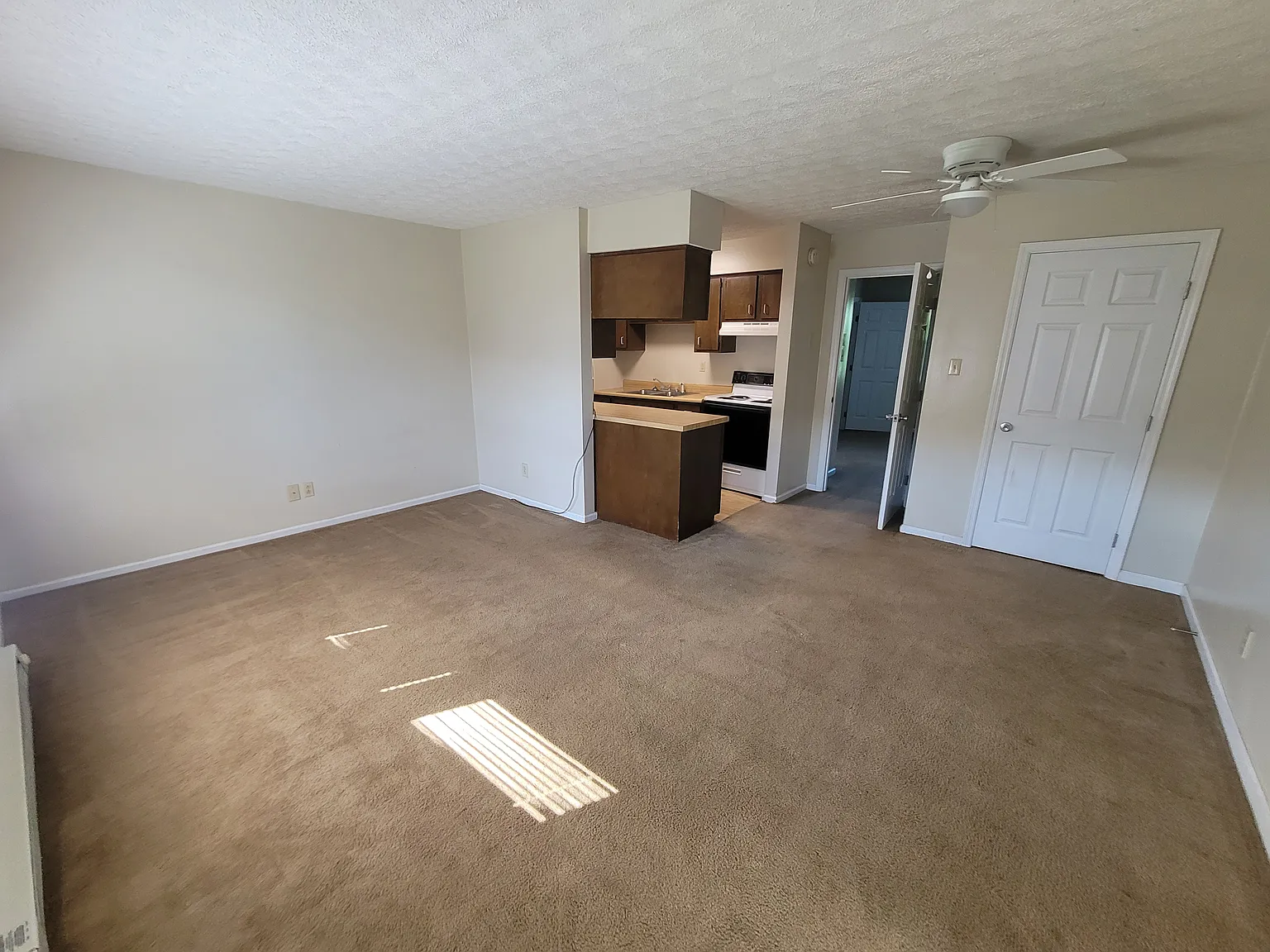 1 bed, 535 sqft, $725 — Photo 2