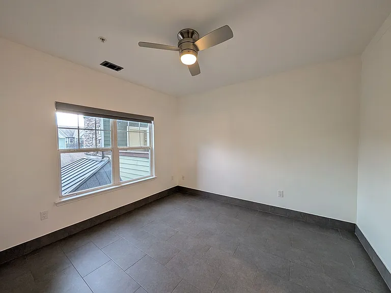 2000 Olde Eastwood Village Blvd #104 — Photo 18