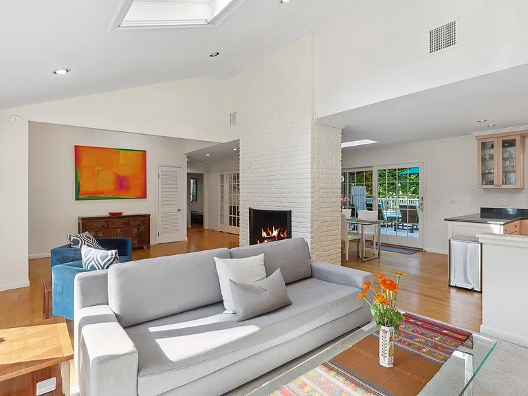 4 Spyglass Ln — Photo 16