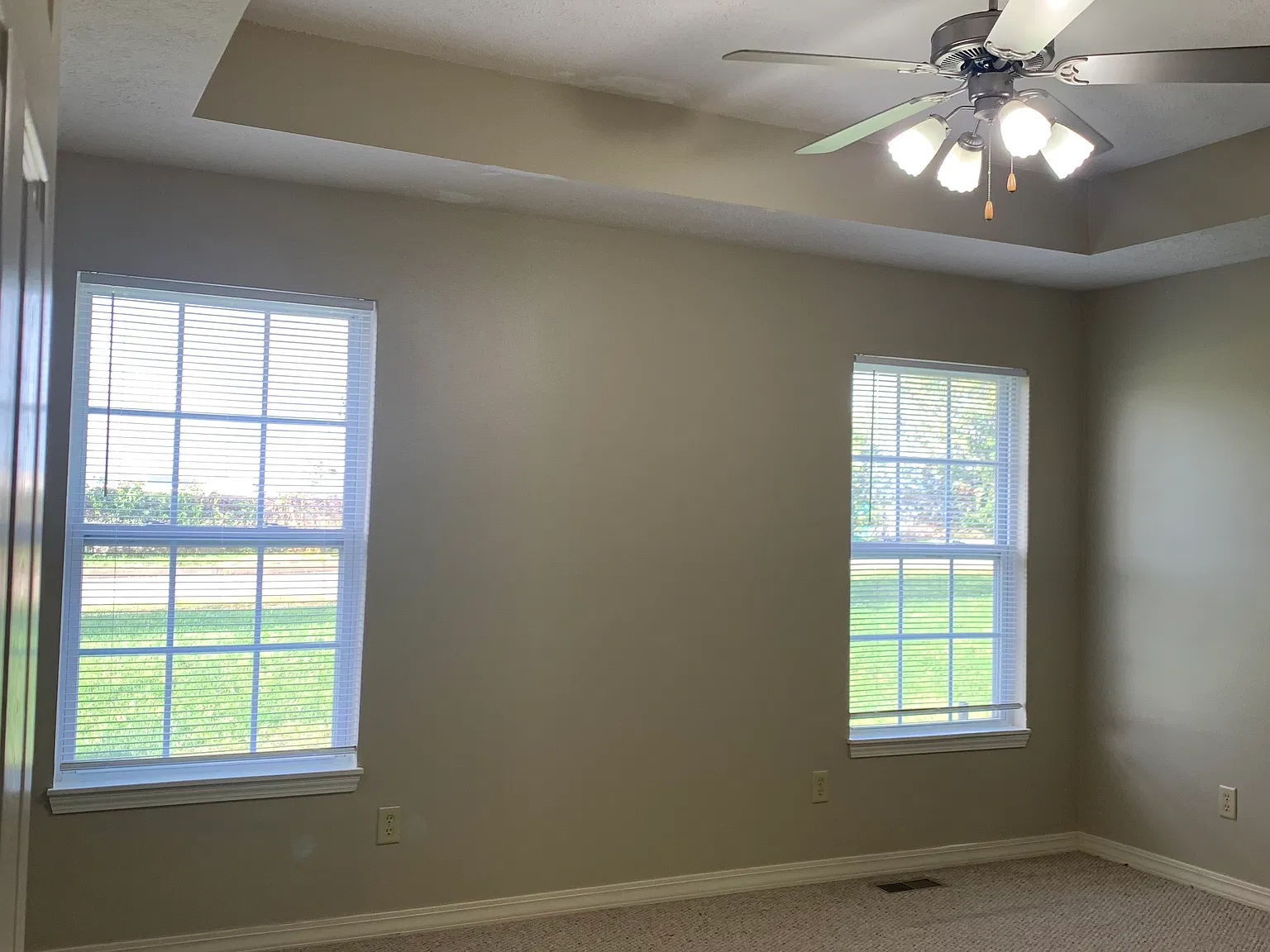 2 bed, 1200 sqft, $1,300 — Photo 4
