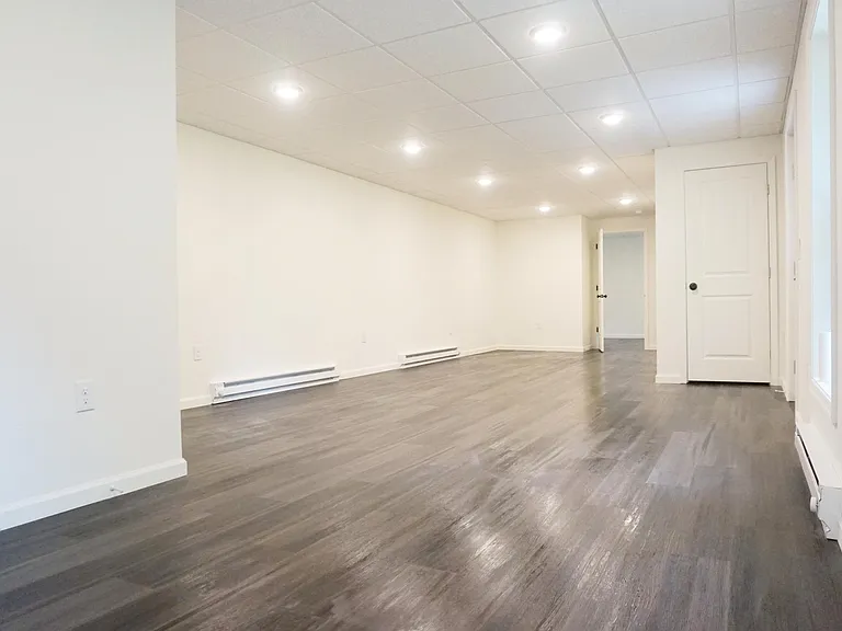 1091 Rolling Hills Rd — Photo 25