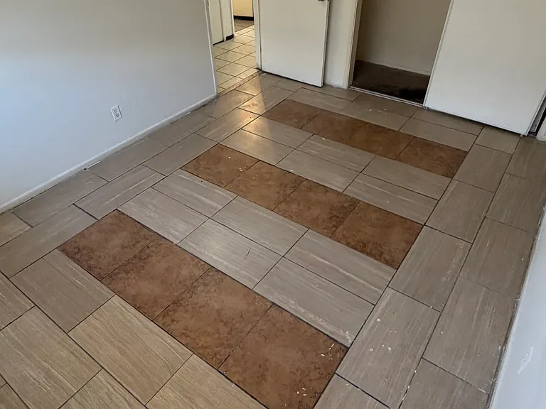 536 North Cir #4 — Photo 15