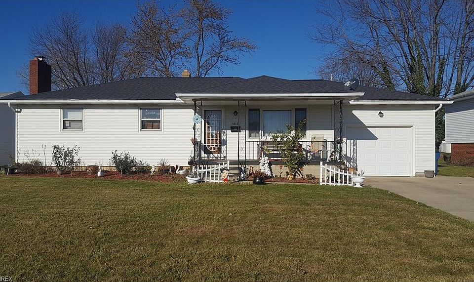 1st image of 1812 W 38th St