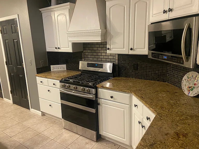 19 Pecan Ln — Photo 6