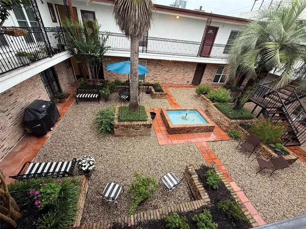 1909 Brun St APT 4, Houston, TX 77019