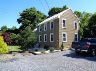 9 E Lauman St, Mount Holly Springs, PA 17065