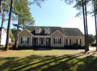 27 Round Pond Cir, Angier, NC 27501