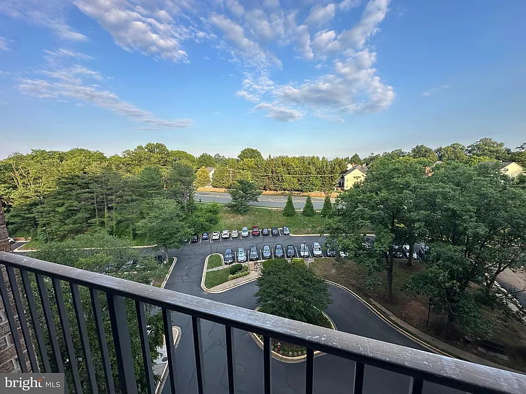 2311 Pimmit Dr #911-E — Photo 14