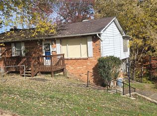 2311 S Walnut St, Saint Albans, WV 25177