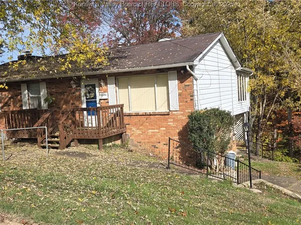 2311 S Walnut St, Saint Albans, WV 25177