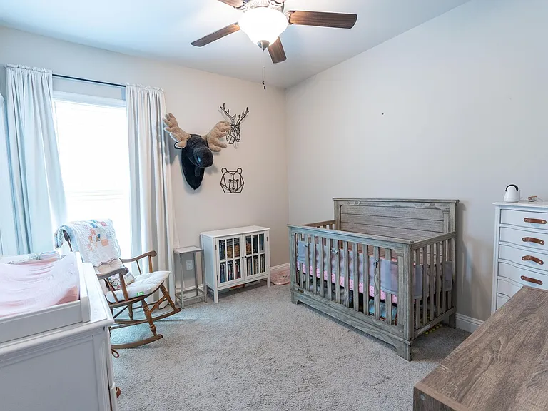 430 Mangrove Ln — Photo 8