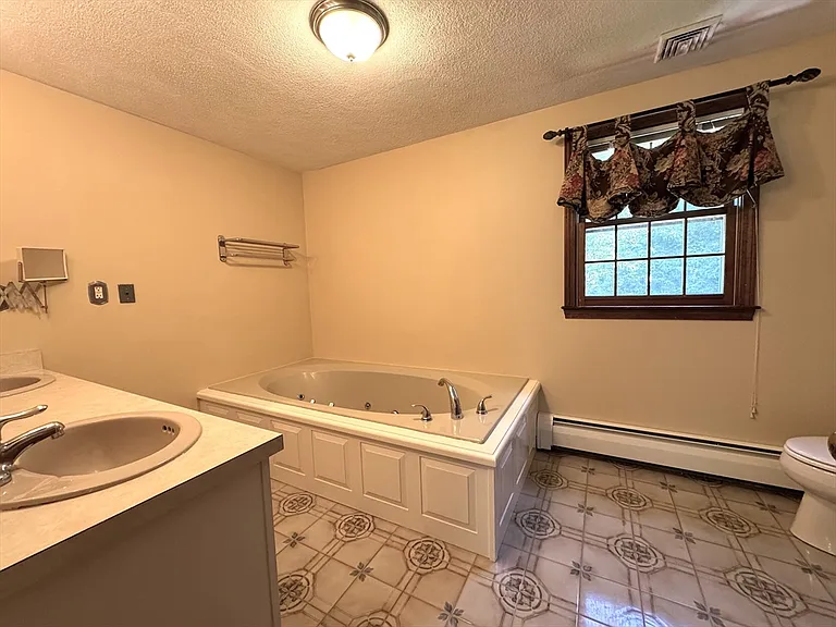 61 Carlton Ln #1 — Photo 24