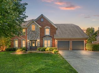 6025 Secretariat Cir, Versailles, KY 40383