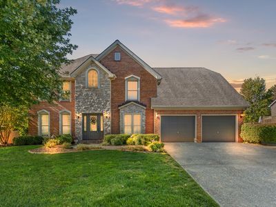 6025 Secretariat Cir, Versailles, KY, 40383