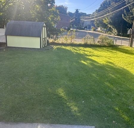 4th image of 307 Rutherford Ave