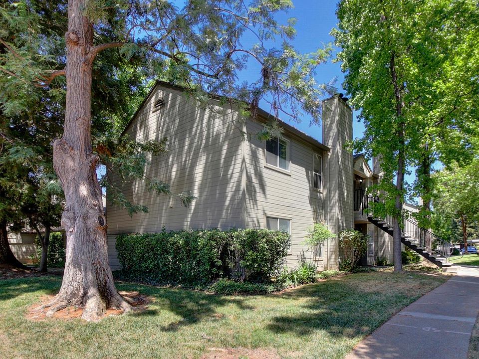 1st image of 9149 Newhall Dr APT 101