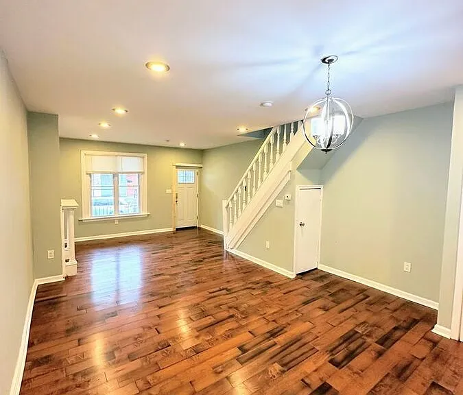5532 Pemberton St — Photo 7