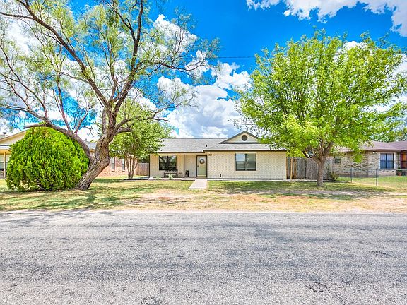 3rd image of 1226 S Concho Park Dr