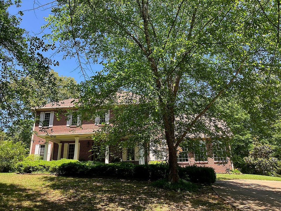 1st image of 540 Dogwood Dr