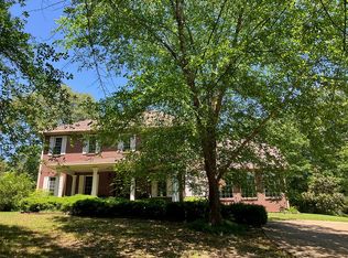 540 Dogwood Dr, West Point, MS 39773