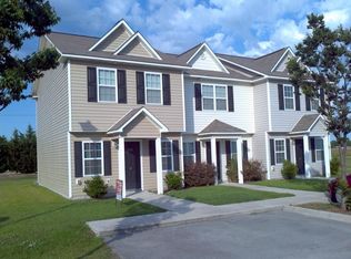 203 Lanieve Ct, Hubert, NC 28539