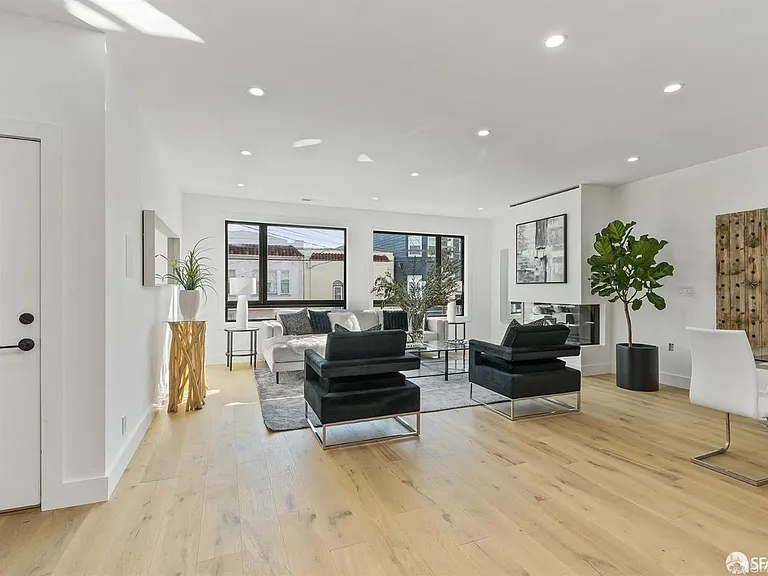 1160 Florida St — Photo 5