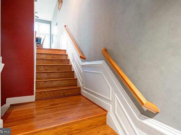 4th image of 14587 Crossfield Way